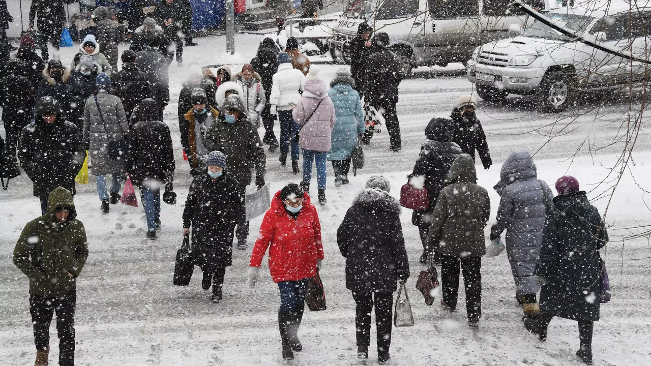 В Приморье из-за снегопада объявлено штормовое предупреждение